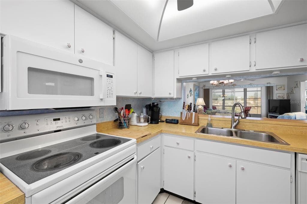 5157 SILENT LOOP 208 photo 14