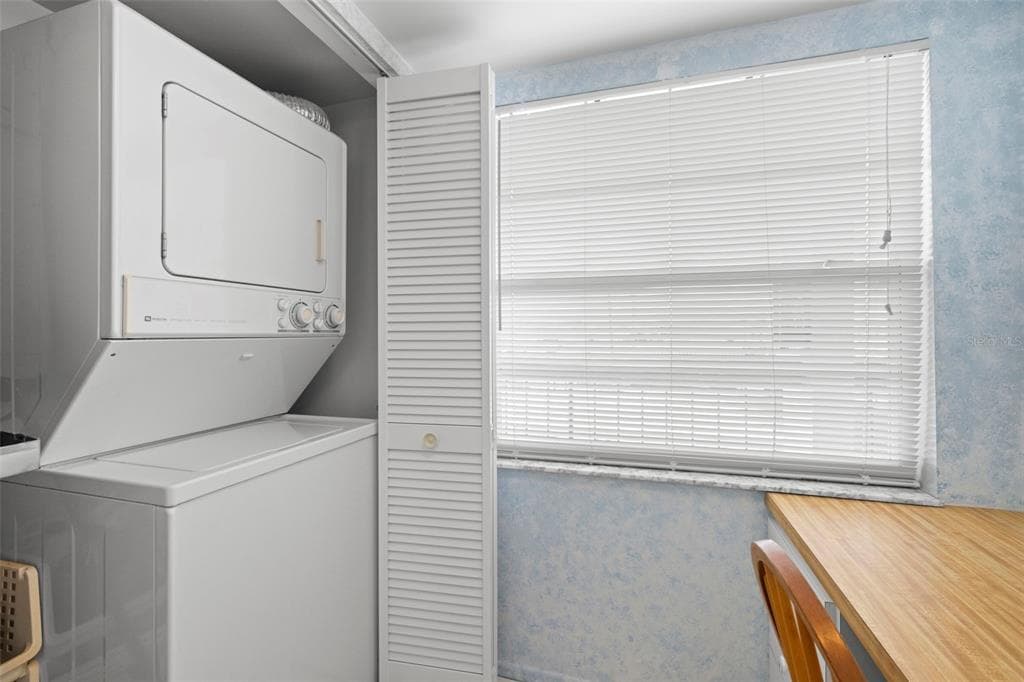5157 SILENT LOOP 208 photo 11