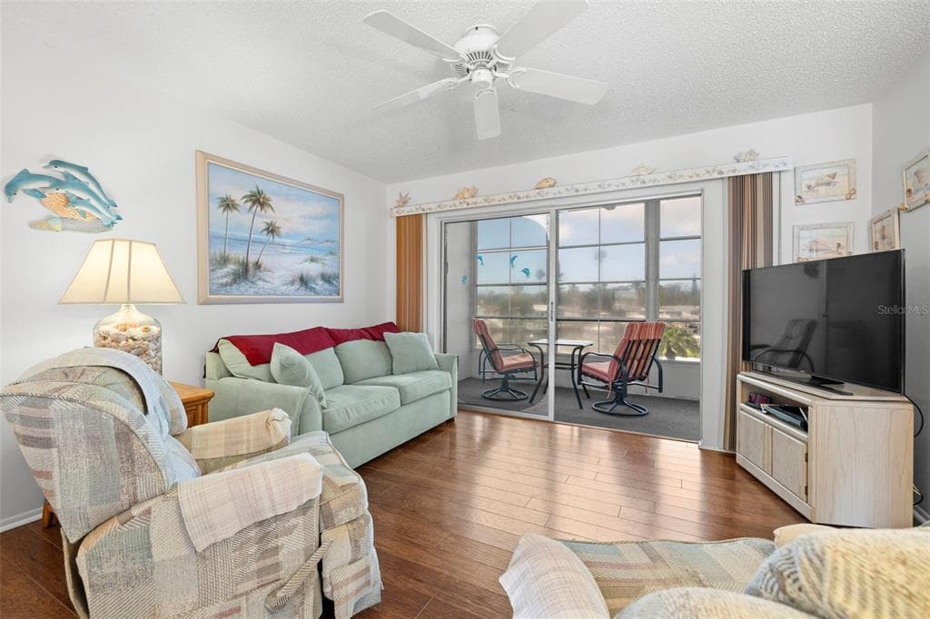 5157 SILENT LOOP 208 photo 4