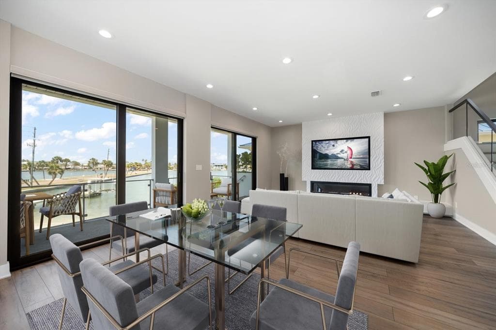 16047 REDINGTON DRIVE photo 10