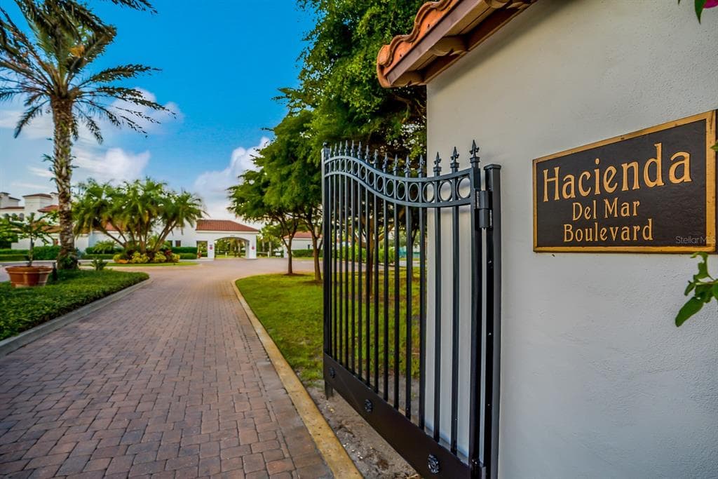 11100 HACIENDA DEL MAR BOULEVARD G-304 photo 5