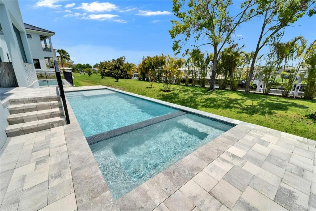 6530 SIMONE SHORES CIRCLE photo 4