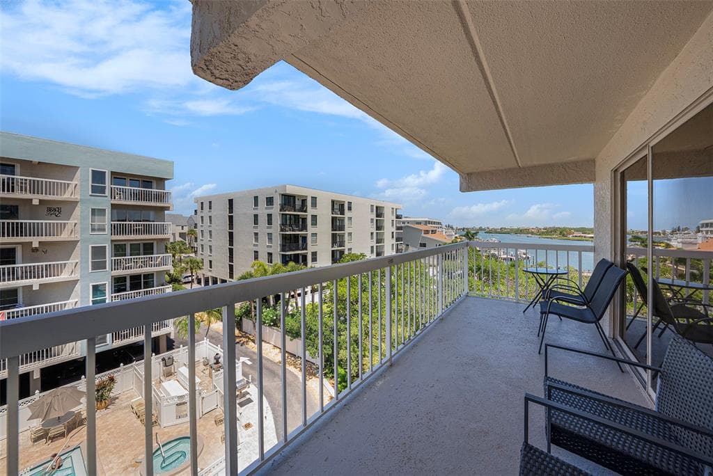 19925 GULF BOULEVARD 407 photo 25
