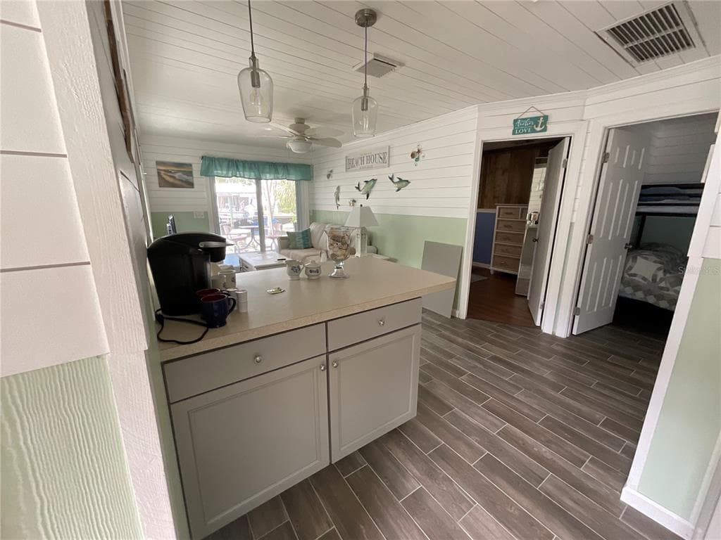7104 FAIR LANE photo 20