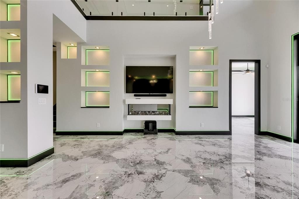 6526 SIMONE SHORES CIRCLE photo 11