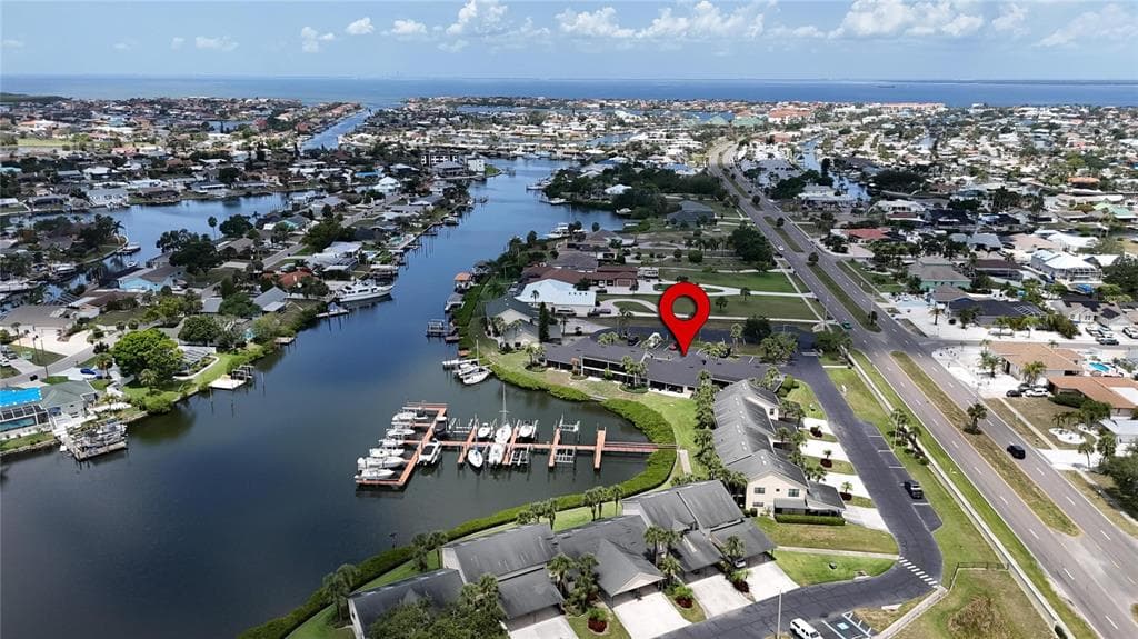 644 YARDARM DRIVE 22 photo 2