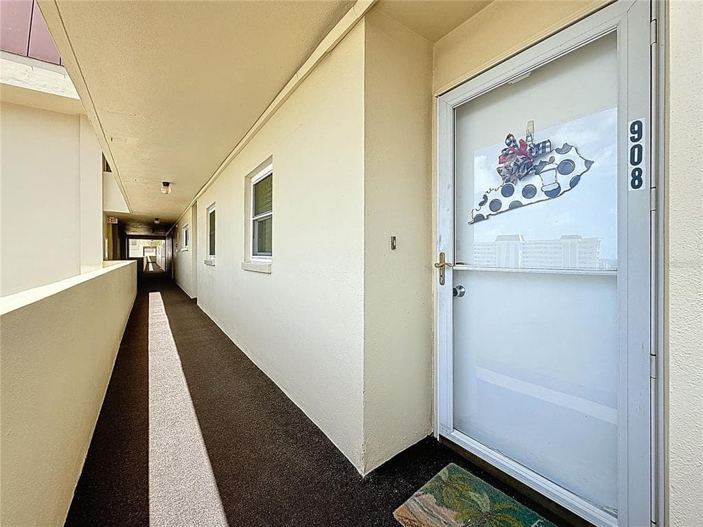 4725 COVE CIRCLE 908 photo 4