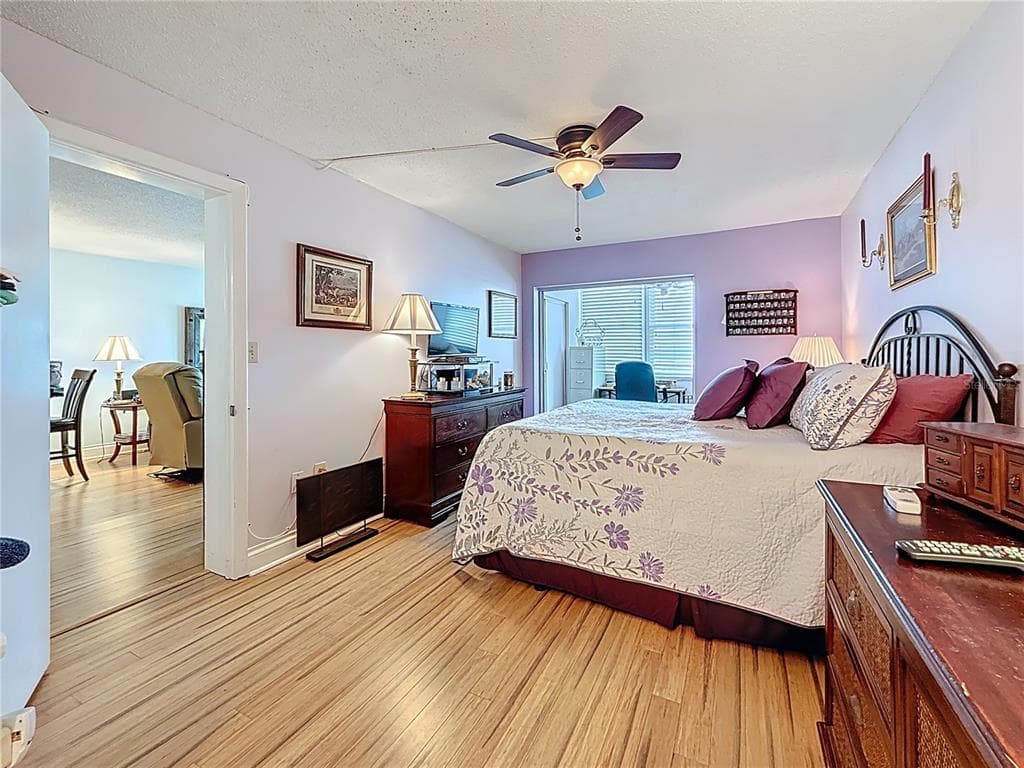 4725 COVE CIRCLE 908 photo 25