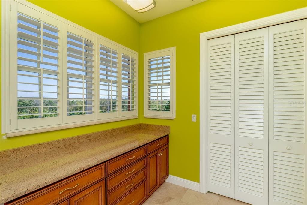 37511 WASHINGTON LOOP ROAD photo 17