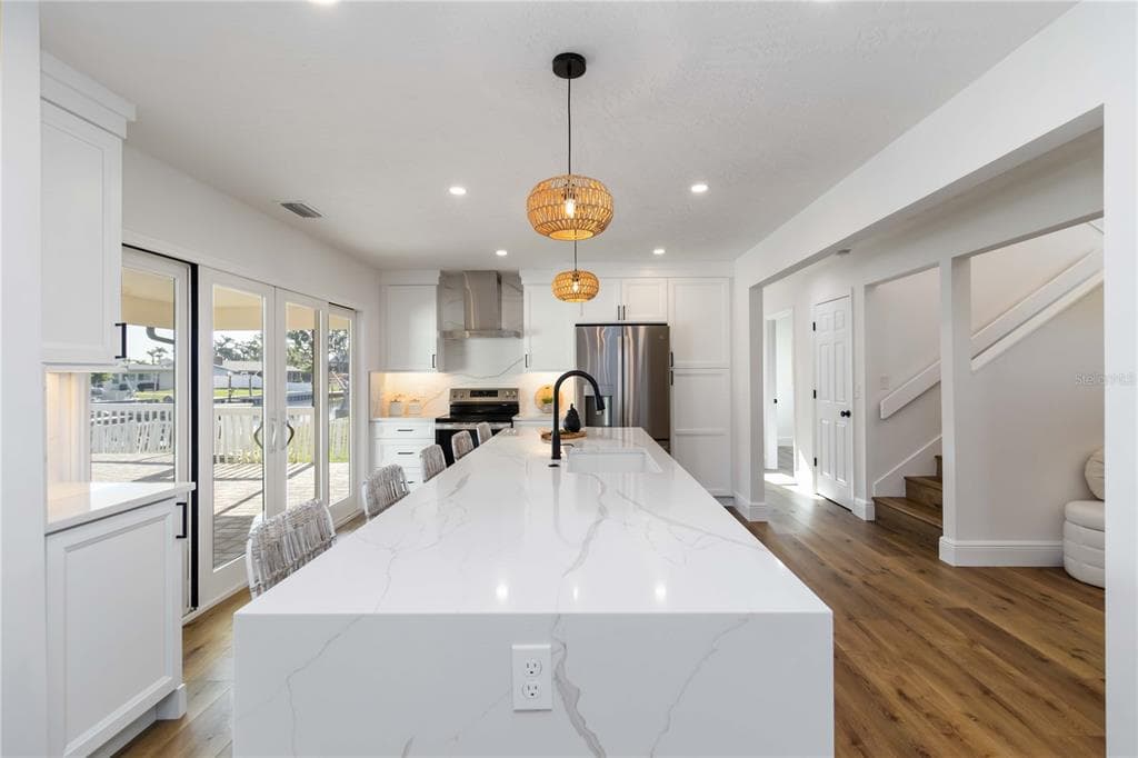 4506 17TH STREET W photo 15
