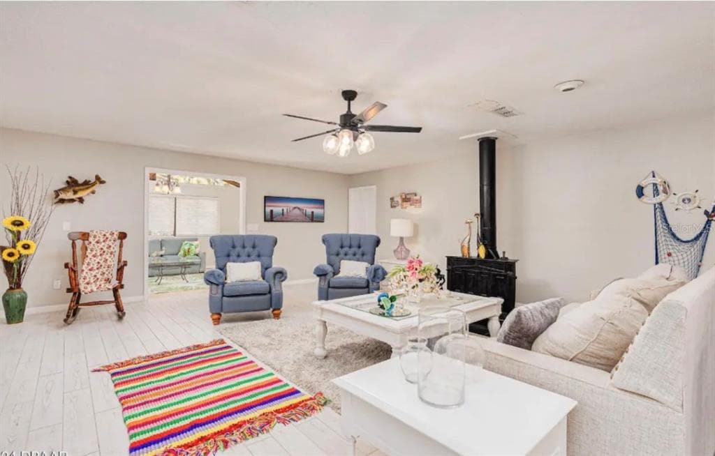 400 PALM AVENUE photo 2