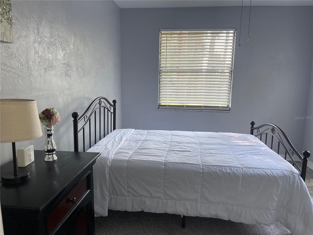 400 PALM AVENUE photo 9