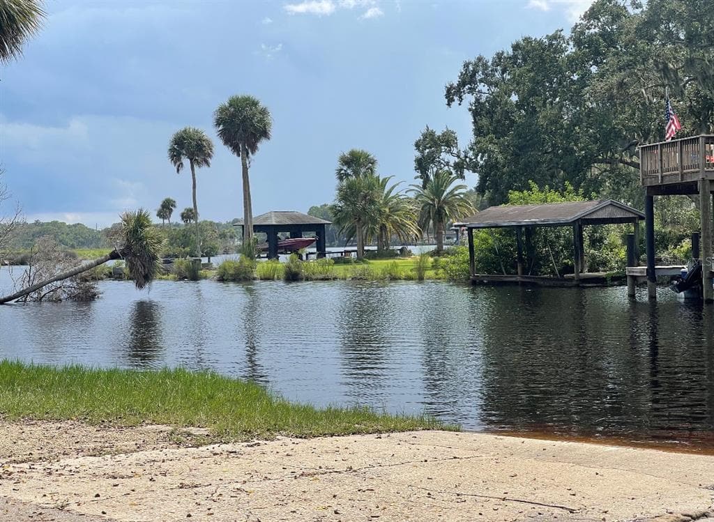 400 PALM AVENUE photo 14