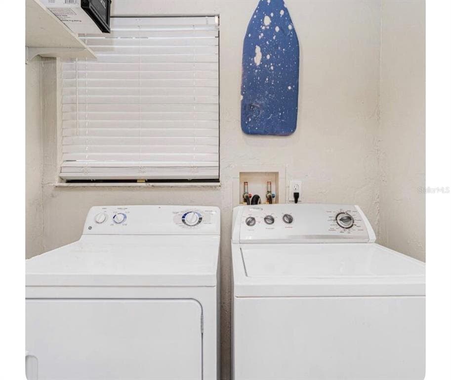 400 PALM AVENUE photo 11