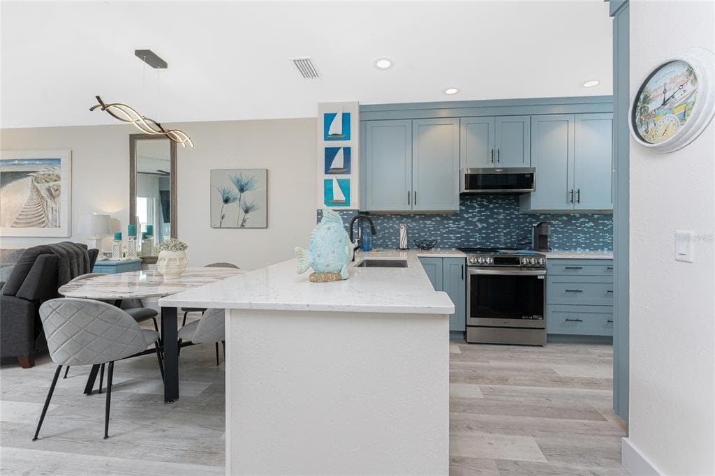 8405 PLACIDA ROAD 406 photo 7