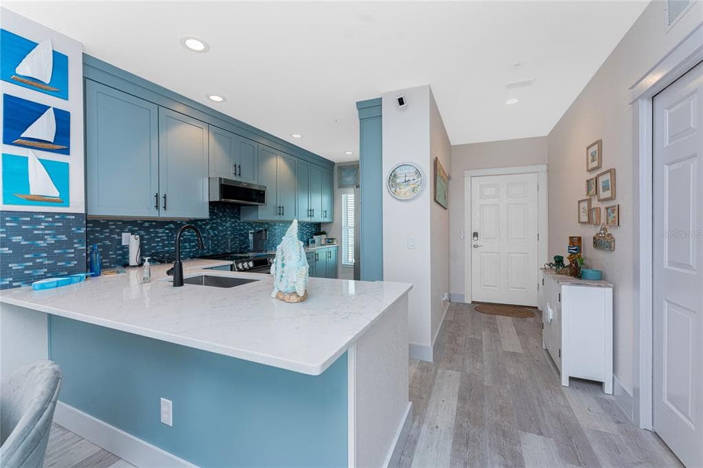 8405 PLACIDA ROAD 406 photo 5