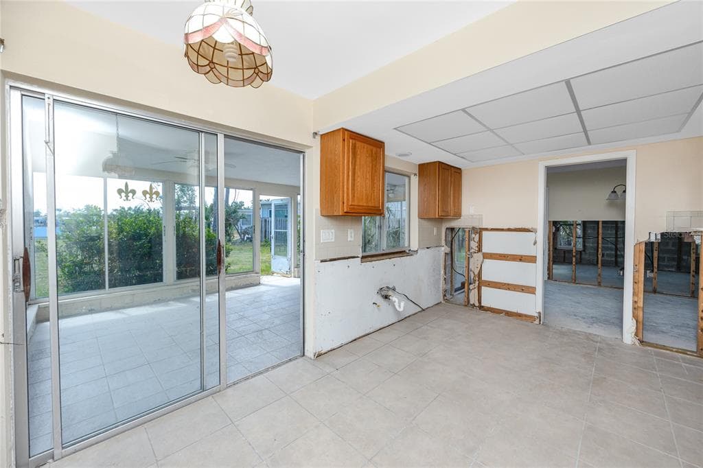 11465 7TH STREET E photo 19