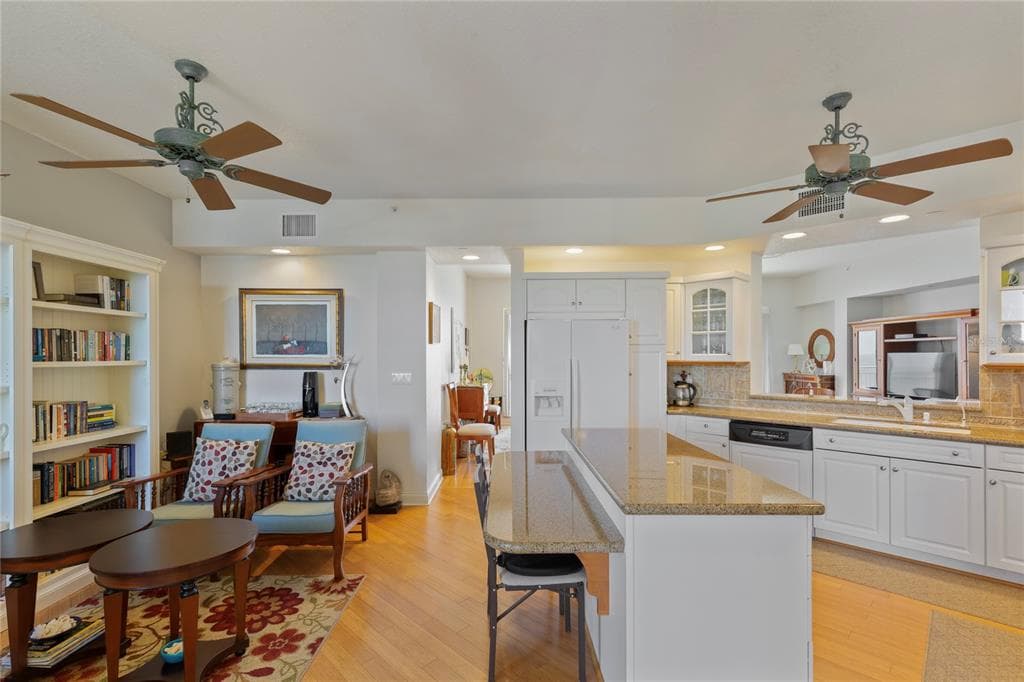 1200 GULF BOULEVARD 1704 photo 20
