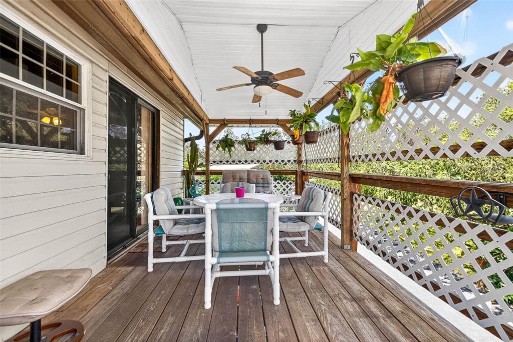 606 DICKMAN DRIVE SW photo 9