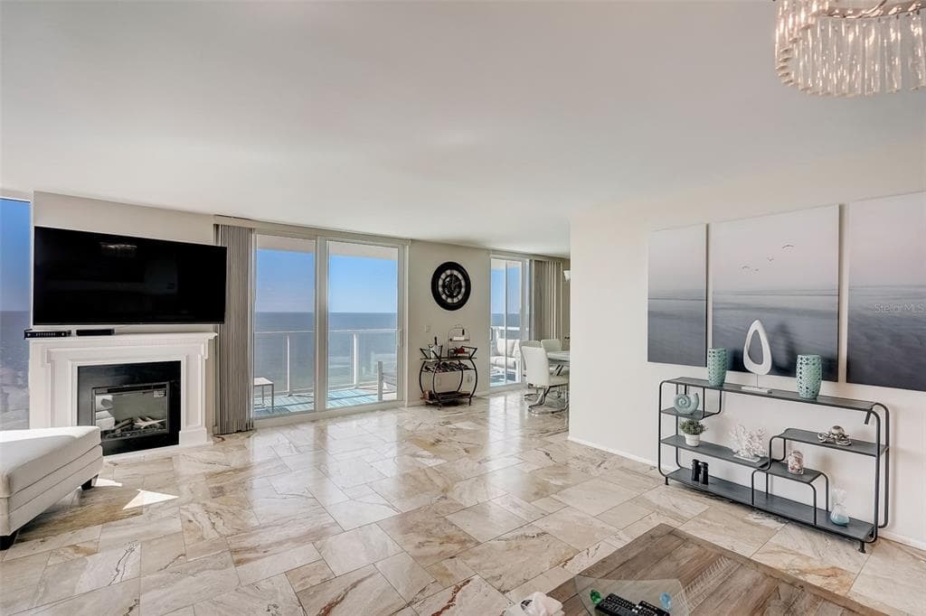 2425 GULF OF MEXICO DRIVE 14B photo 7