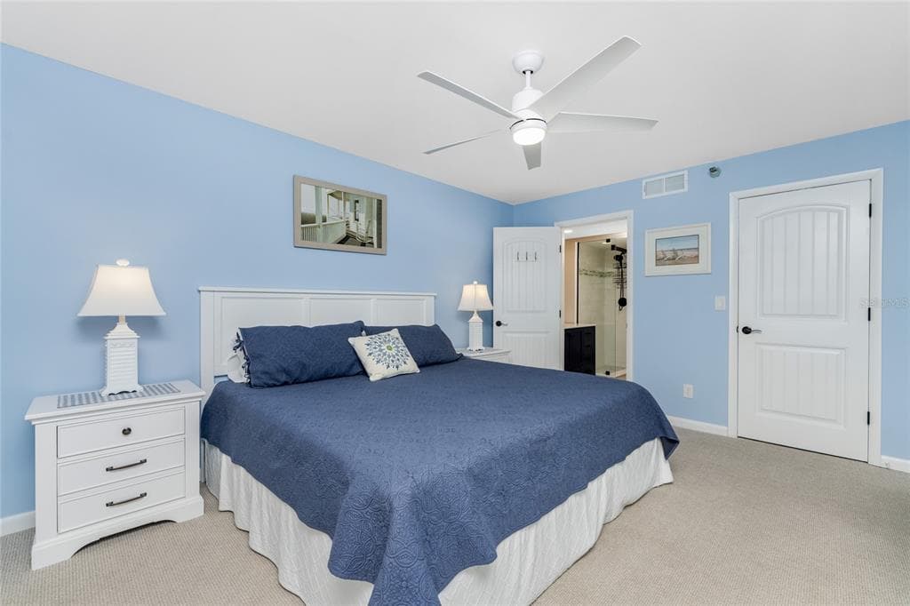 1591 BEACH ROAD 402 photo 22