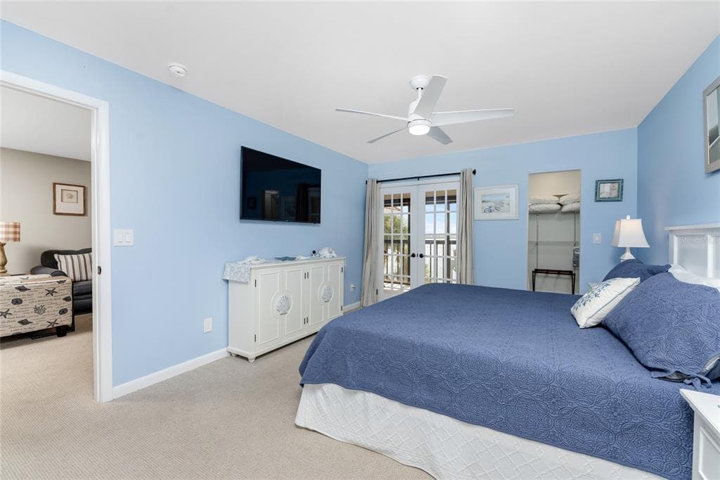 1591 BEACH ROAD 402 photo 20