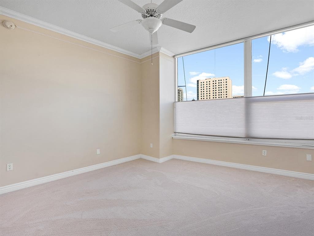 1233 N GULFSTREAM AVENUE 401 photo 23