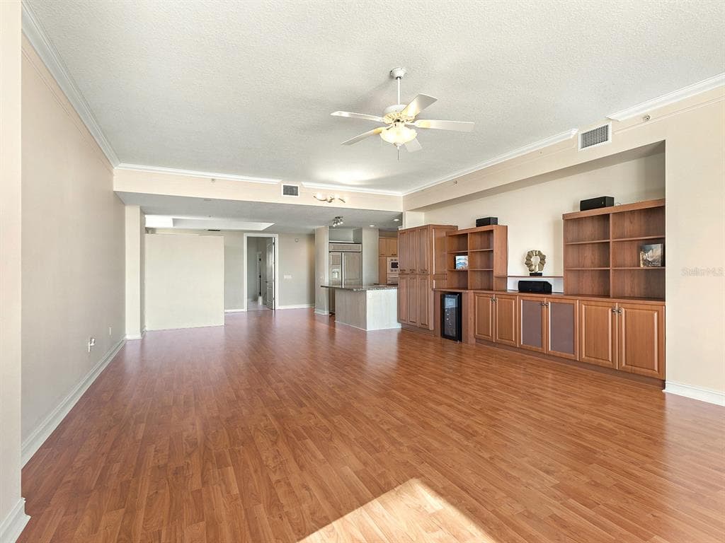 1233 N GULFSTREAM AVENUE 401 photo 16