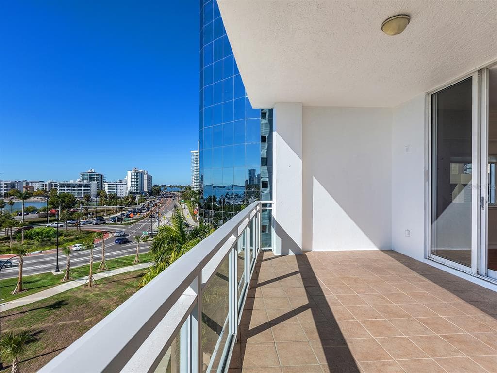 1233 N GULFSTREAM AVENUE 401 photo 14