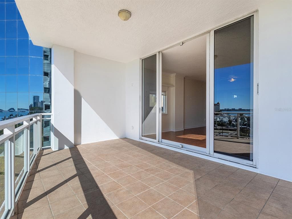 1233 N GULFSTREAM AVENUE 401 photo 11