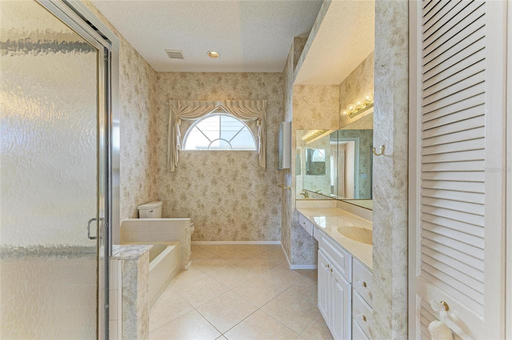 4227 PLACID DRIVE photo 23