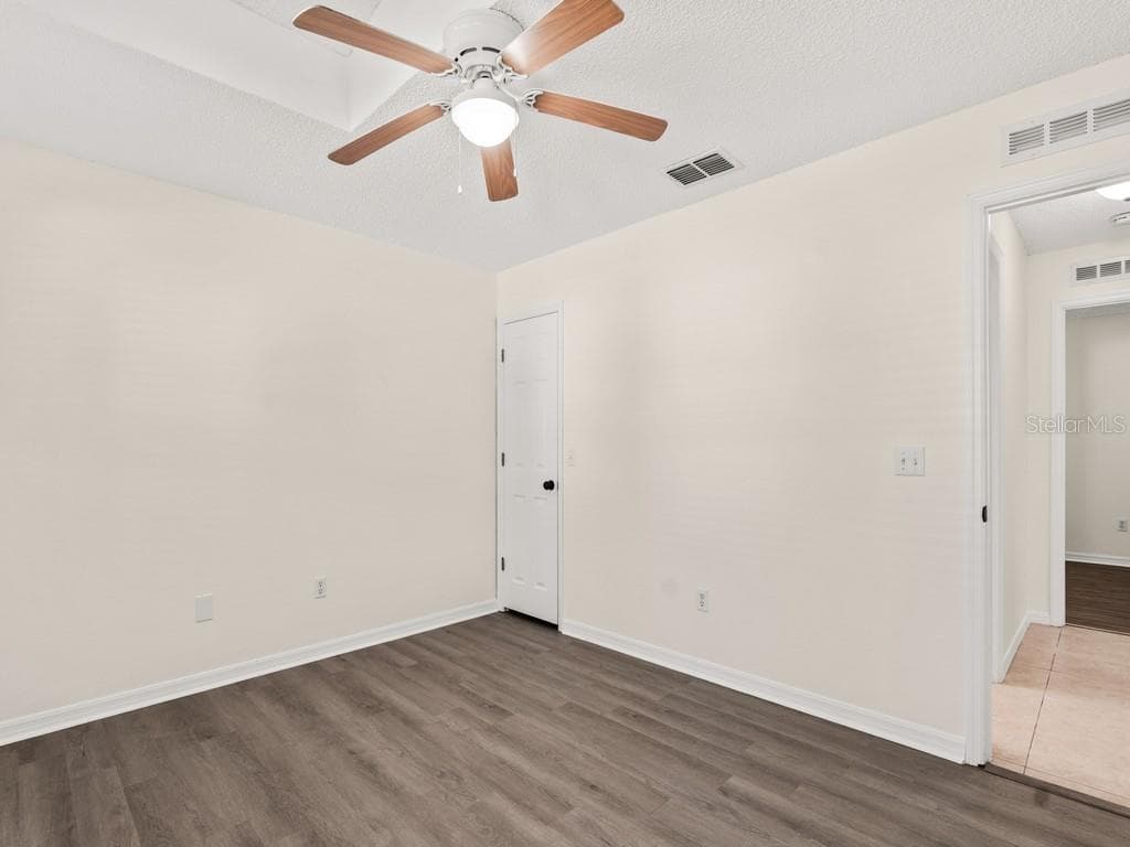 1253 25TH TERRACE SW photo 24