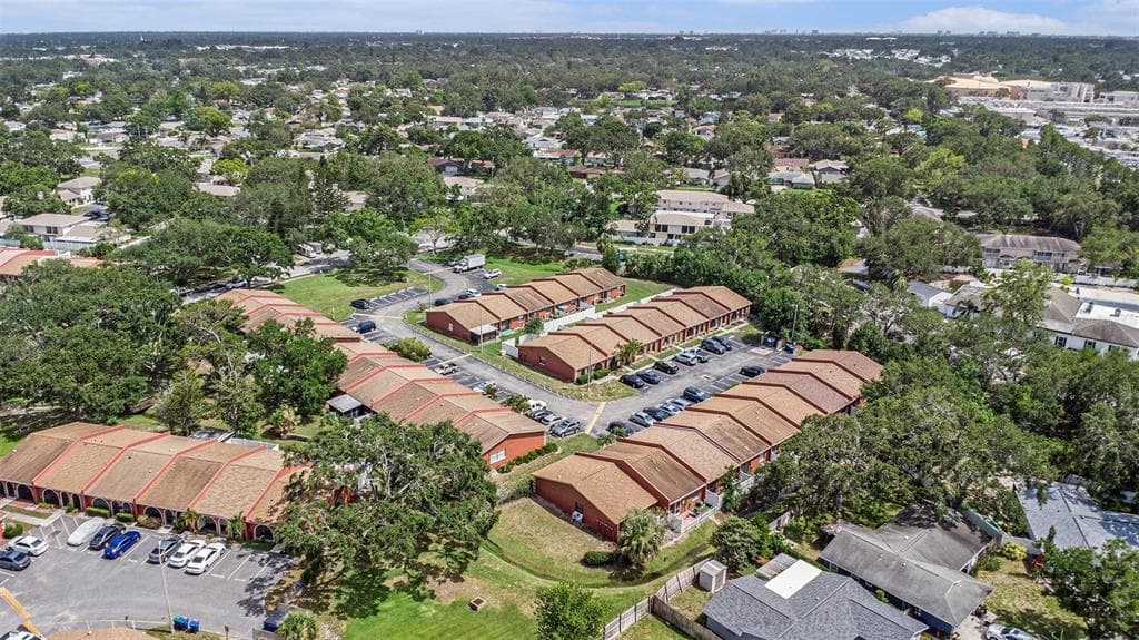 6346 BONNIE BAY CIRCLE N photo 22