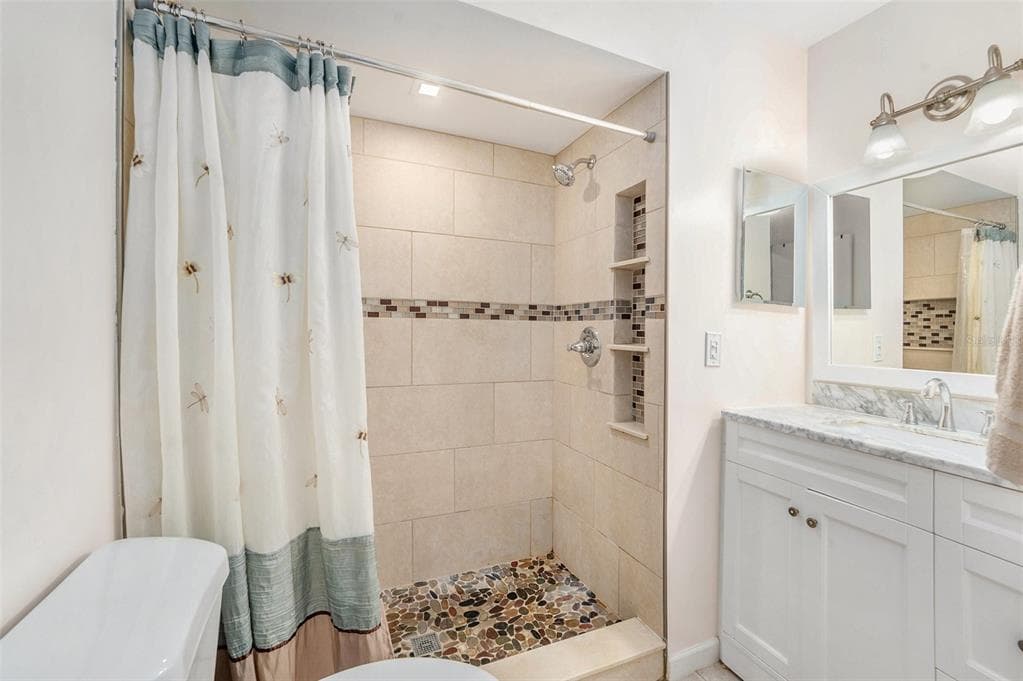 6346 BONNIE BAY CIRCLE N photo 11