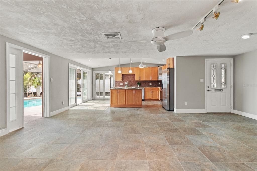 4931 PELICAN DR photo 14