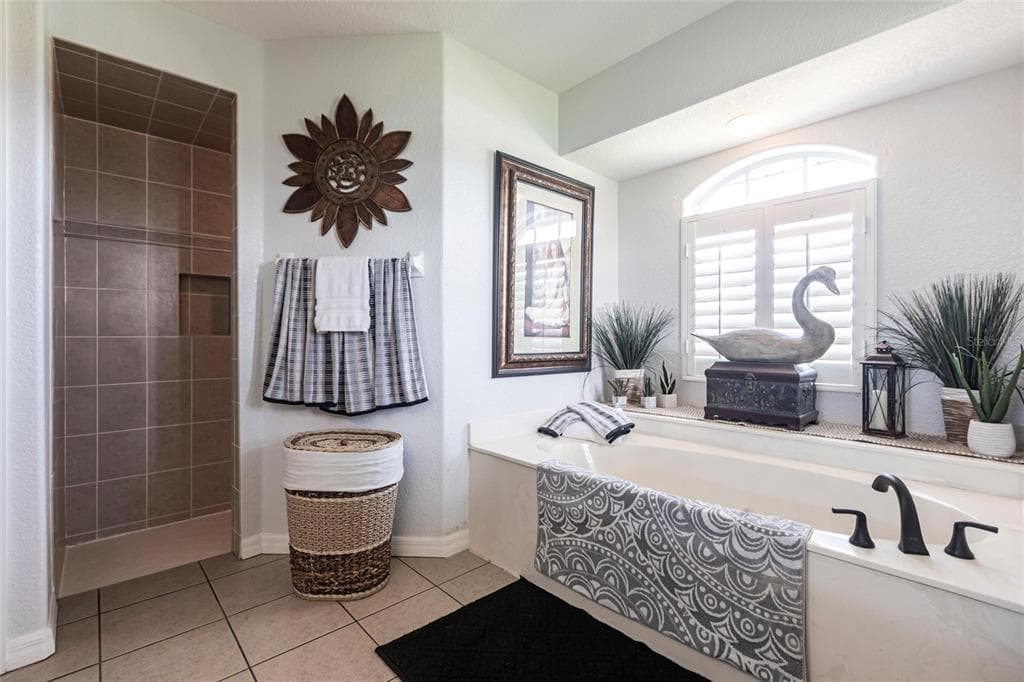 17150 SARONG LANE photo 17