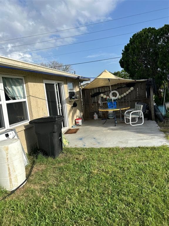 13725 PLUMOSA AVENUE photo 9