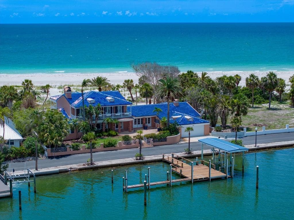1114 MANDALAY POINT 2
