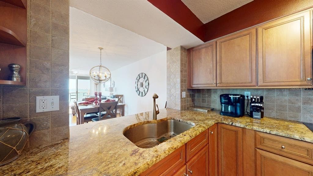 6105 BAHIA DEL MAR CIRCLE 682 photo 13