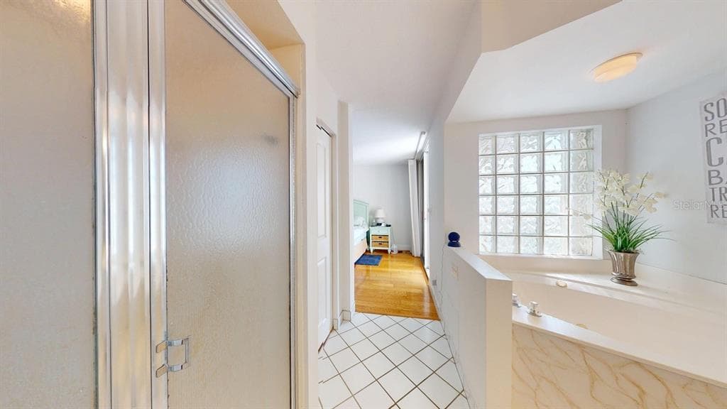 6105 BAHIA DEL MAR CIRCLE 682 photo 20