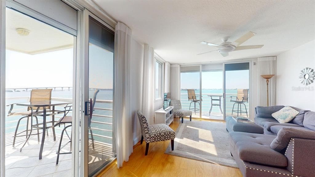 6105 BAHIA DEL MAR CIRCLE 682 photo 21