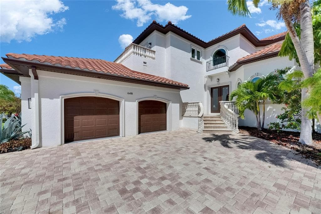 6418 BRIGHT BAY COURT photo 2