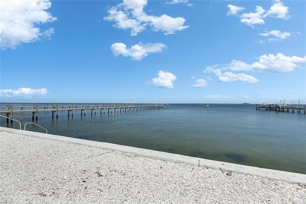 6418 BRIGHT BAY COURT photo 6