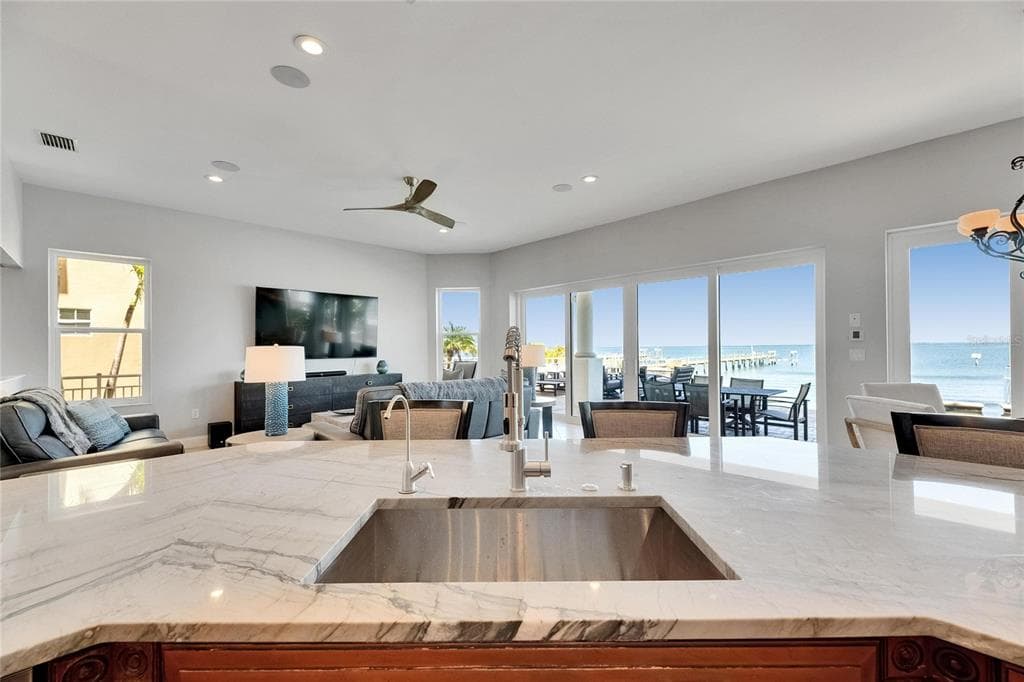 6418 BRIGHT BAY COURT photo 16