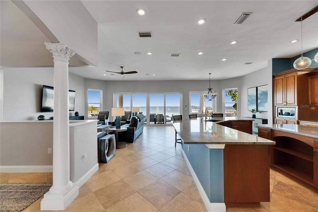 6418 BRIGHT BAY COURT photo 9