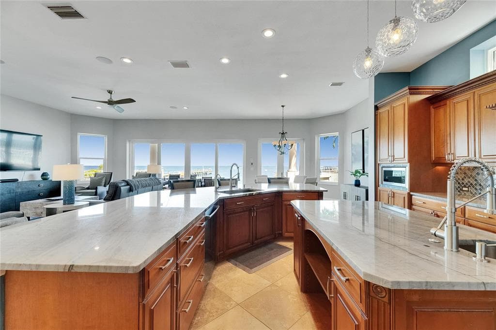 6418 BRIGHT BAY COURT photo 10