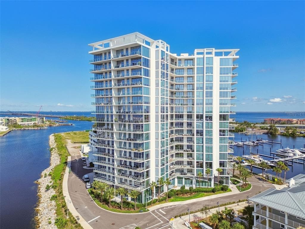 5120 MARINA WAY #15005 2
