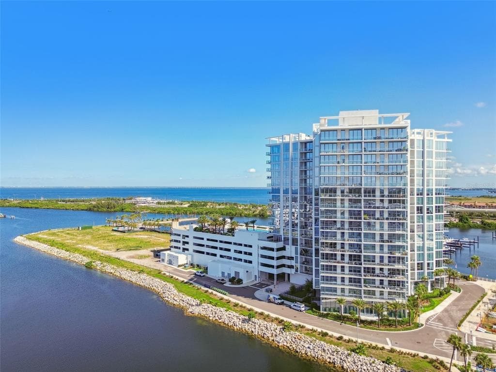 5120 MARINA WAY #15005 1