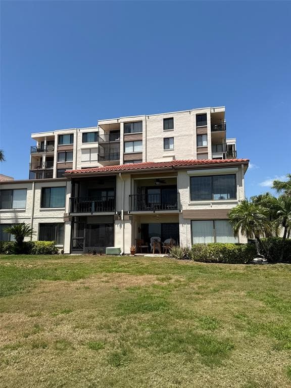 6218 PALMA DEL MAR 303 photo 5