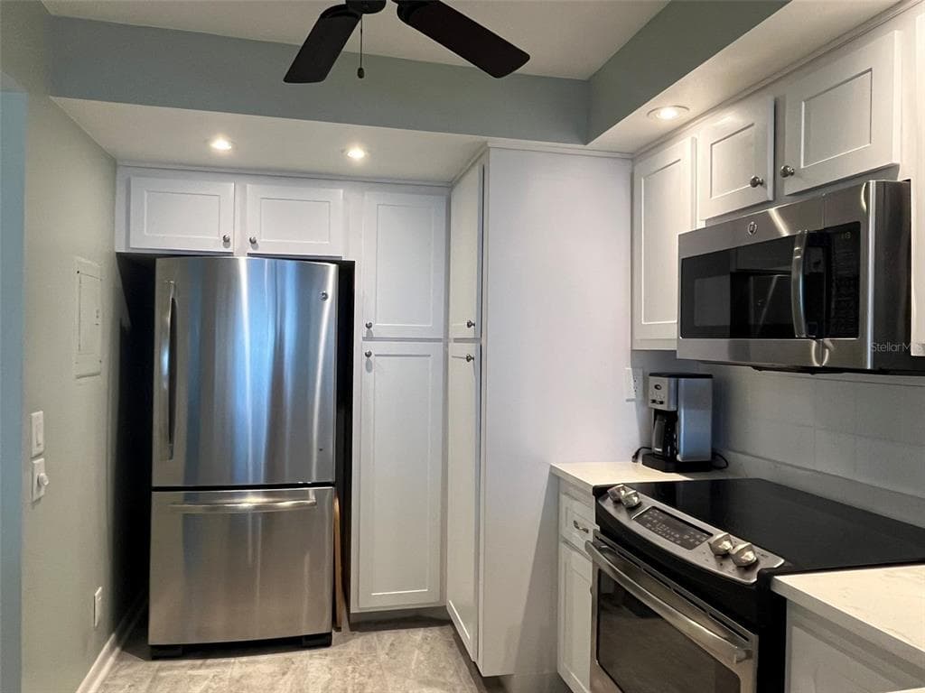 6218 PALMA DEL MAR 303 photo 8
